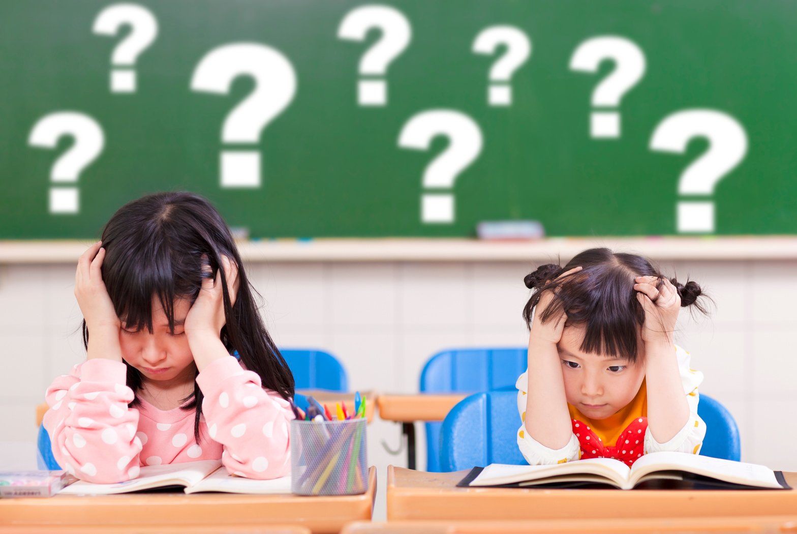 two kids is full of questions in class